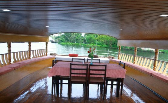 Upper Deck area of houseboat