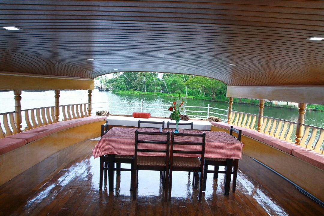Upper Deck area of houseboat