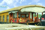 Family get together in Alleppey Houseboat