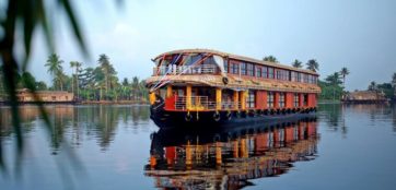 Upper deck alleppey houseboat