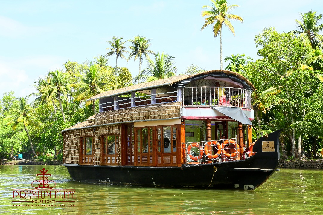 Upper deck alleppey houseboat